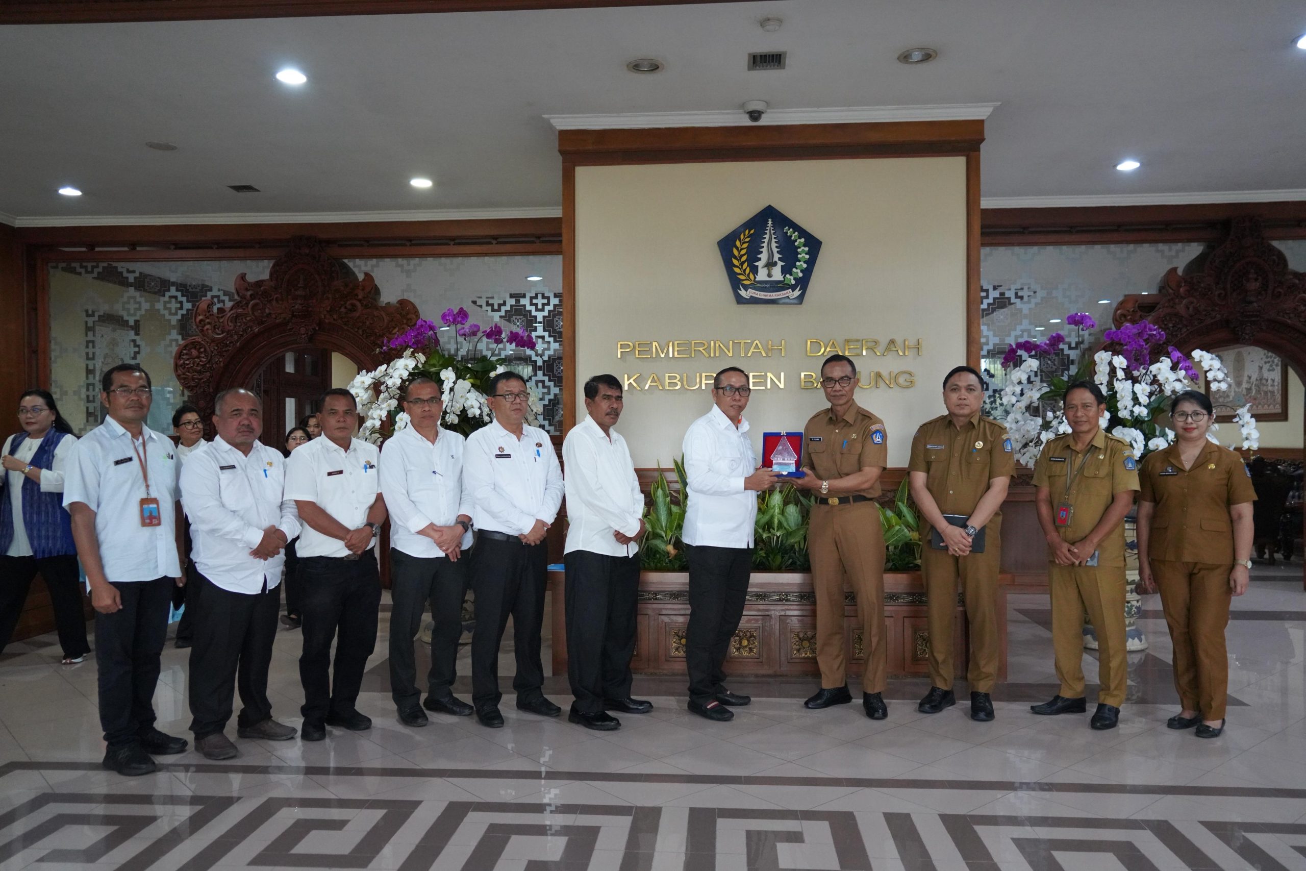 Bupati Tapanuli Utara Kunjungi Mall Pelayanan Publik Kabupaten Badung, Targetkan Pelayanan Prima Masyarakat