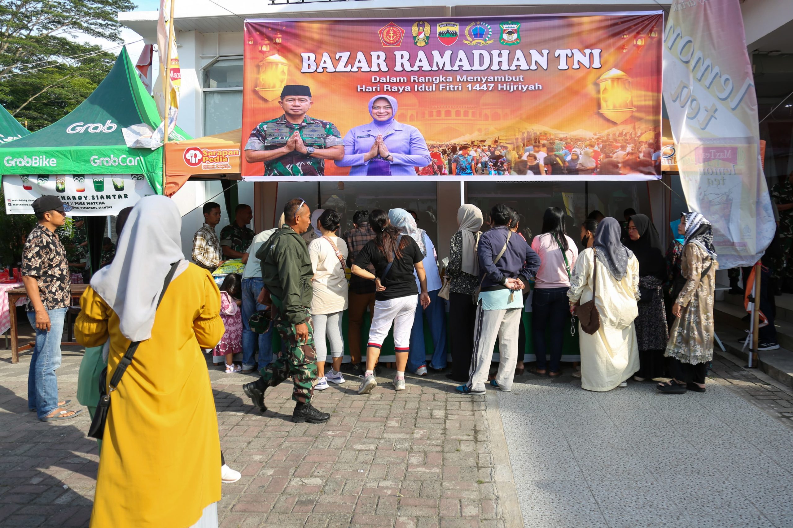 Wali Kota Pematangsiantar Diwakili Asisten Perekonomian dan Pembangunan Bersama Dandim 0207/Simalungun Hadiri Pembukaan Bazar Ramadhan Serentak di Seluruh Wilayah Indonesia Secara Virtual