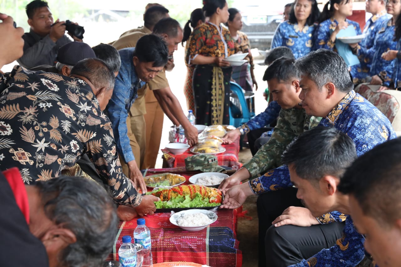Tinjau Pembangunan Huntap di Dolok Nauli, Bupati Jonius Taripar Tekankan Akurasi Data Penerima dan Sinergi Infrastruktur