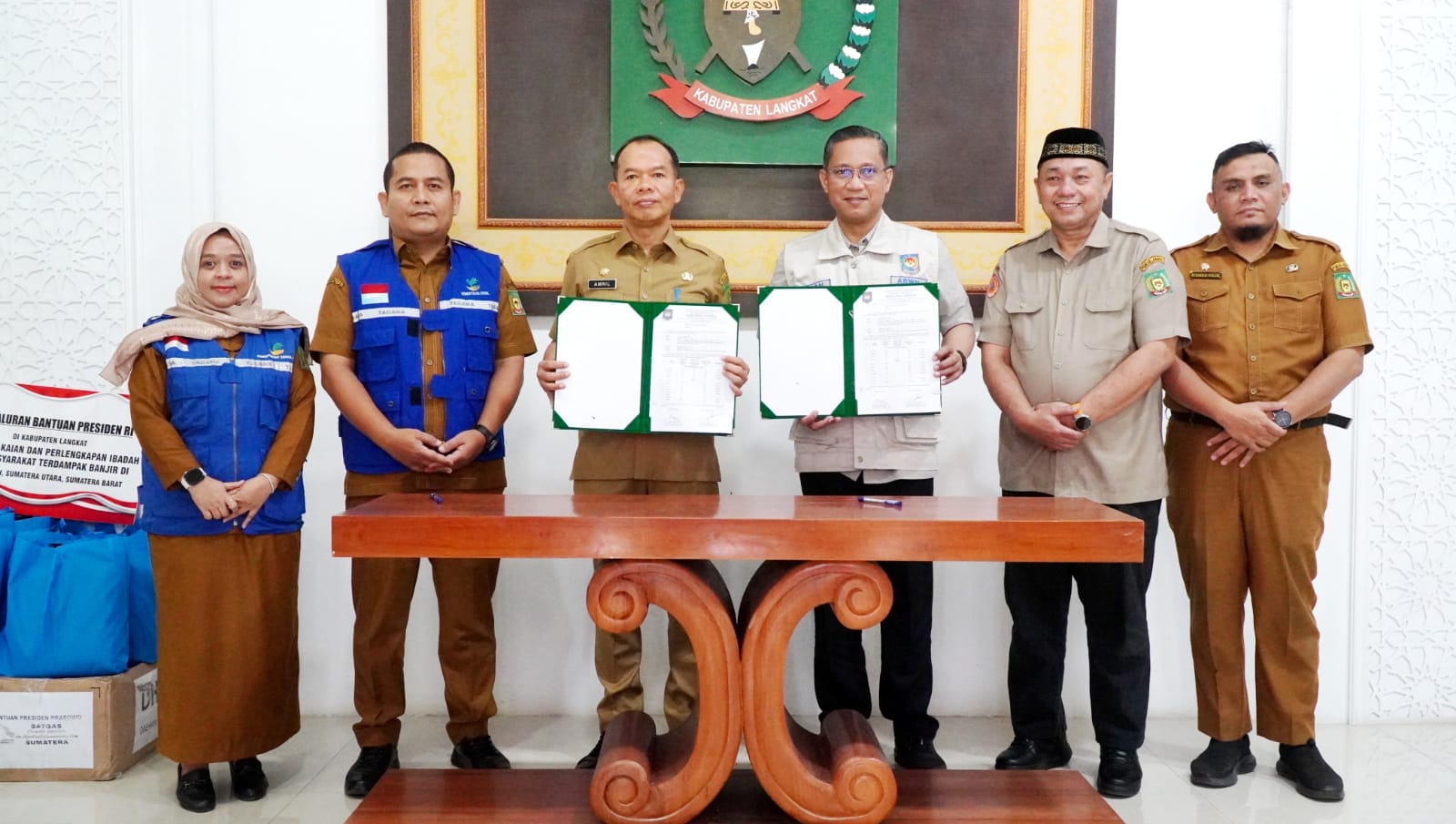 Pemkab Langkat Salurkan Bantuan Presiden untuk Korban Banjir Langkat