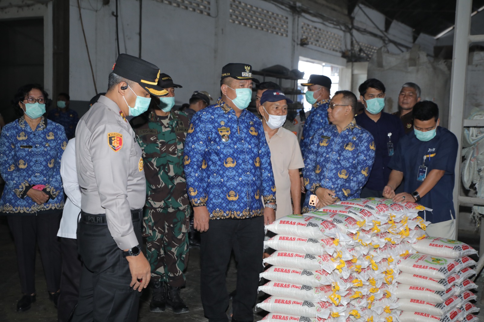 Bupati Tinjau Pos Pam Lebaran dan Sidak Gudang Bulog Dan Kilang Padi Di Wilayah Kab. Asahan
