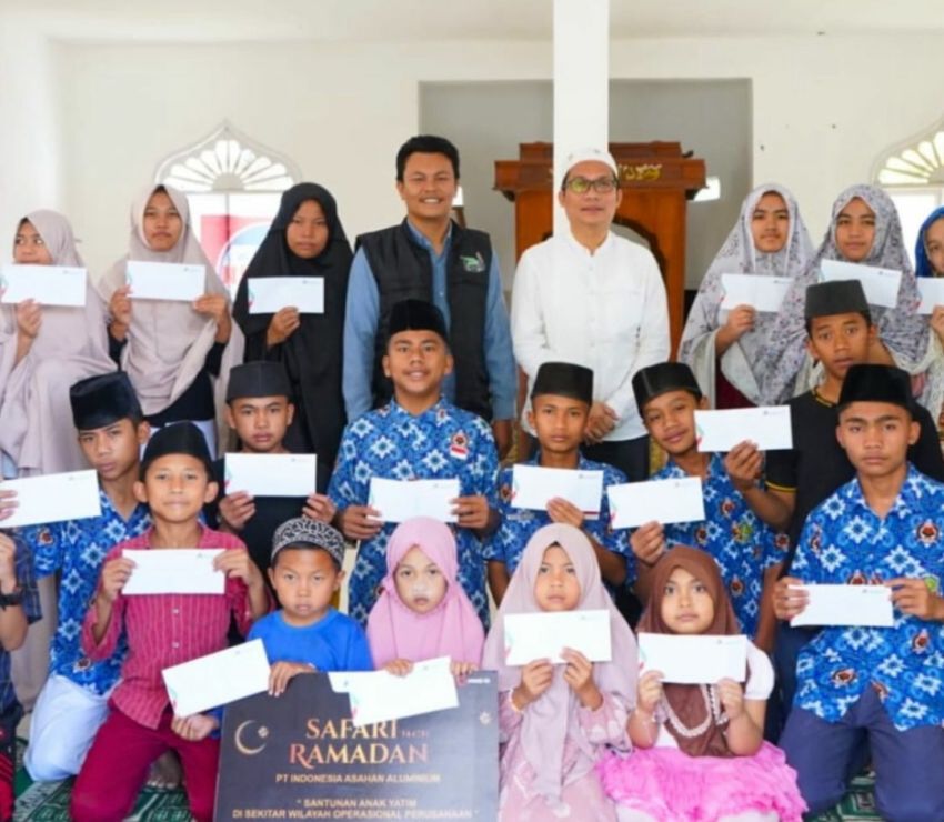 Inalum Safari Ramadan di Desa Parhutaan Silau dan Berikan Santunan Kepada Anak Yatim Piatu