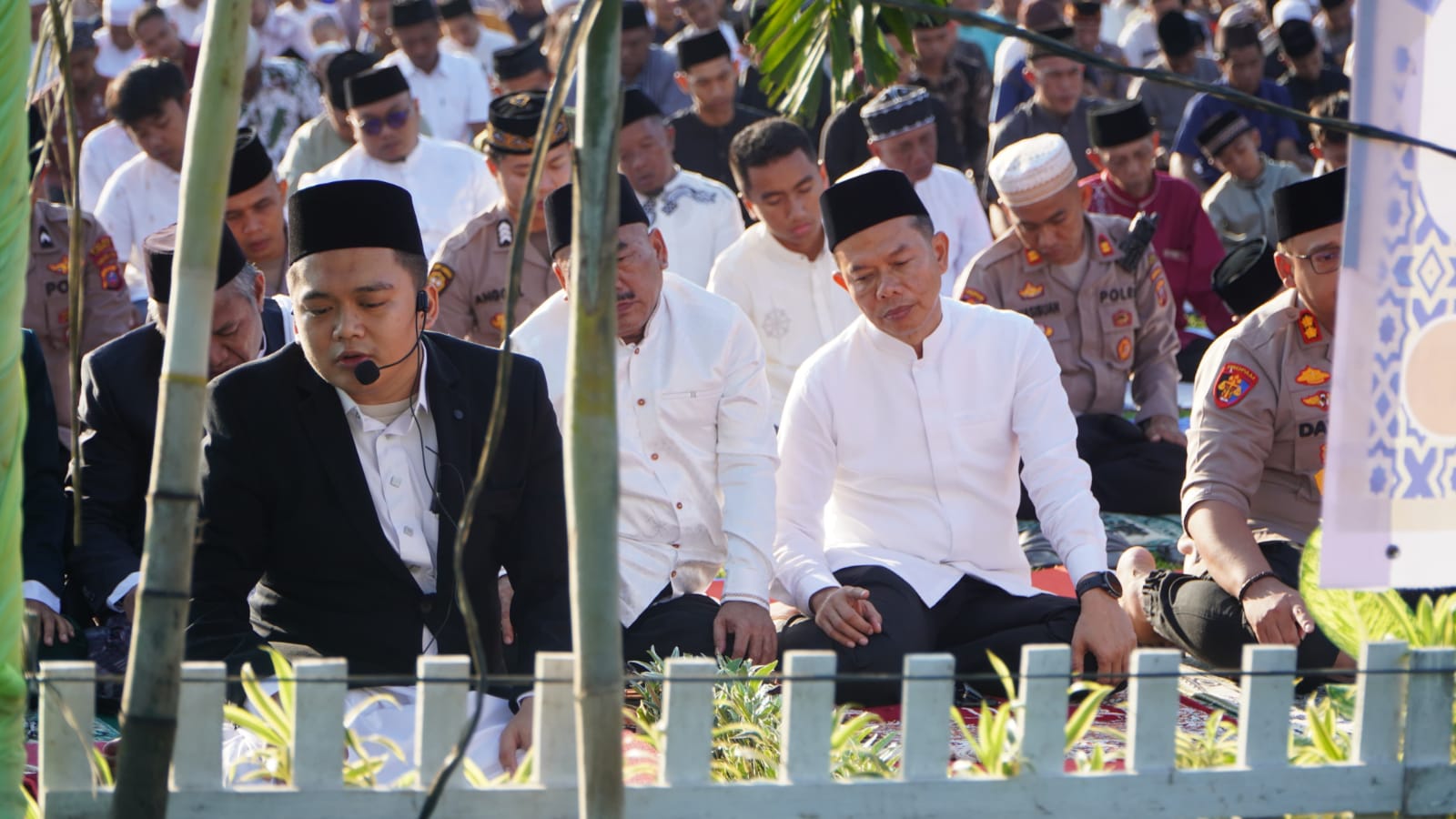 Sholat Ied 1447H, Bupati Syah Afandin, Wabup Tiorita dan Sekda Amril Menyapa Tiga Wilayah