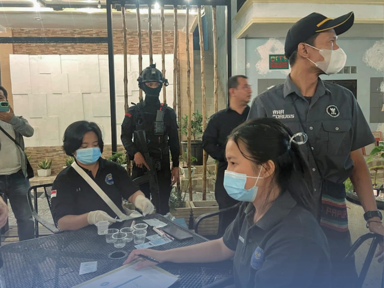 Brimob Poldasu Bersama BNN Gencarkan Razia Narkoba di Gunungsitoli, Sebanyak 7 Orang Positif Diamankan