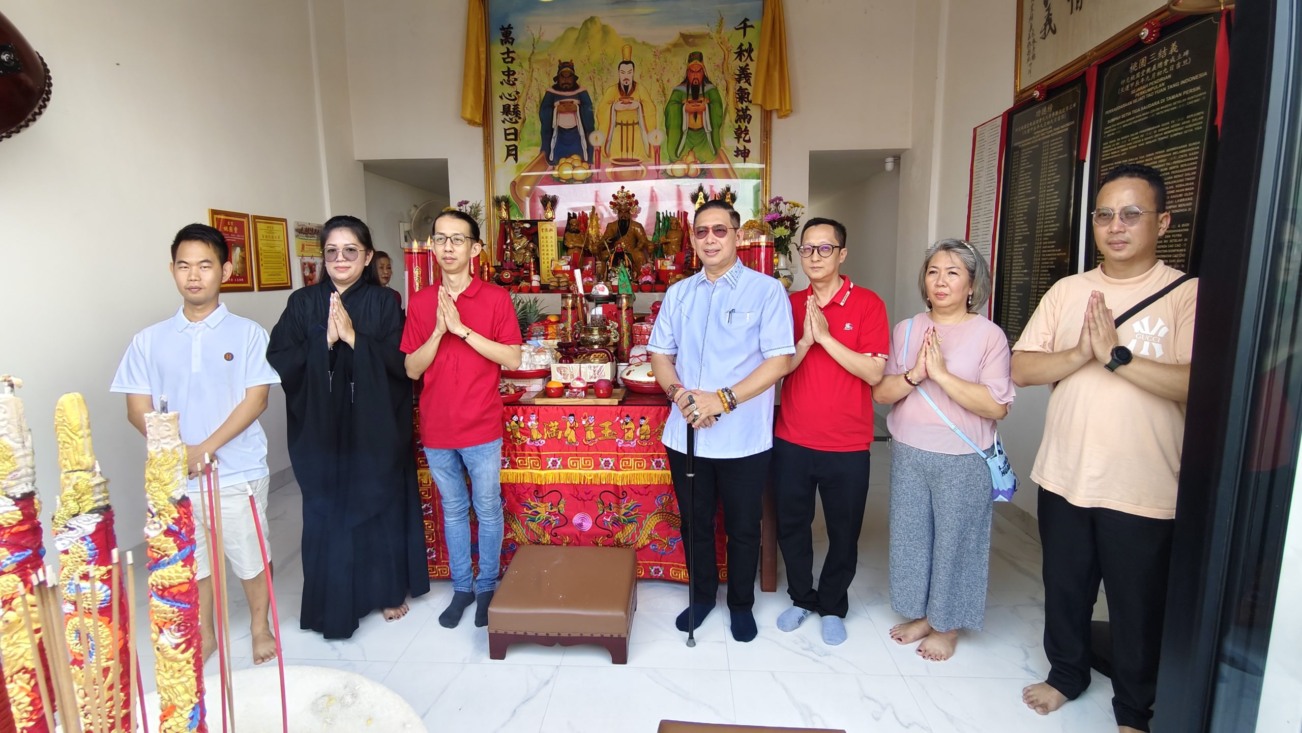 Menebar Kebajikan dan Syukur di Tahun Baru Imlek 2577 Kongzili, Ketua Gemabuddhi Sumut Wong Chun Sen Tarigan Hadiri Open House dan Hari Suci Kwan Seng Tee Kuh