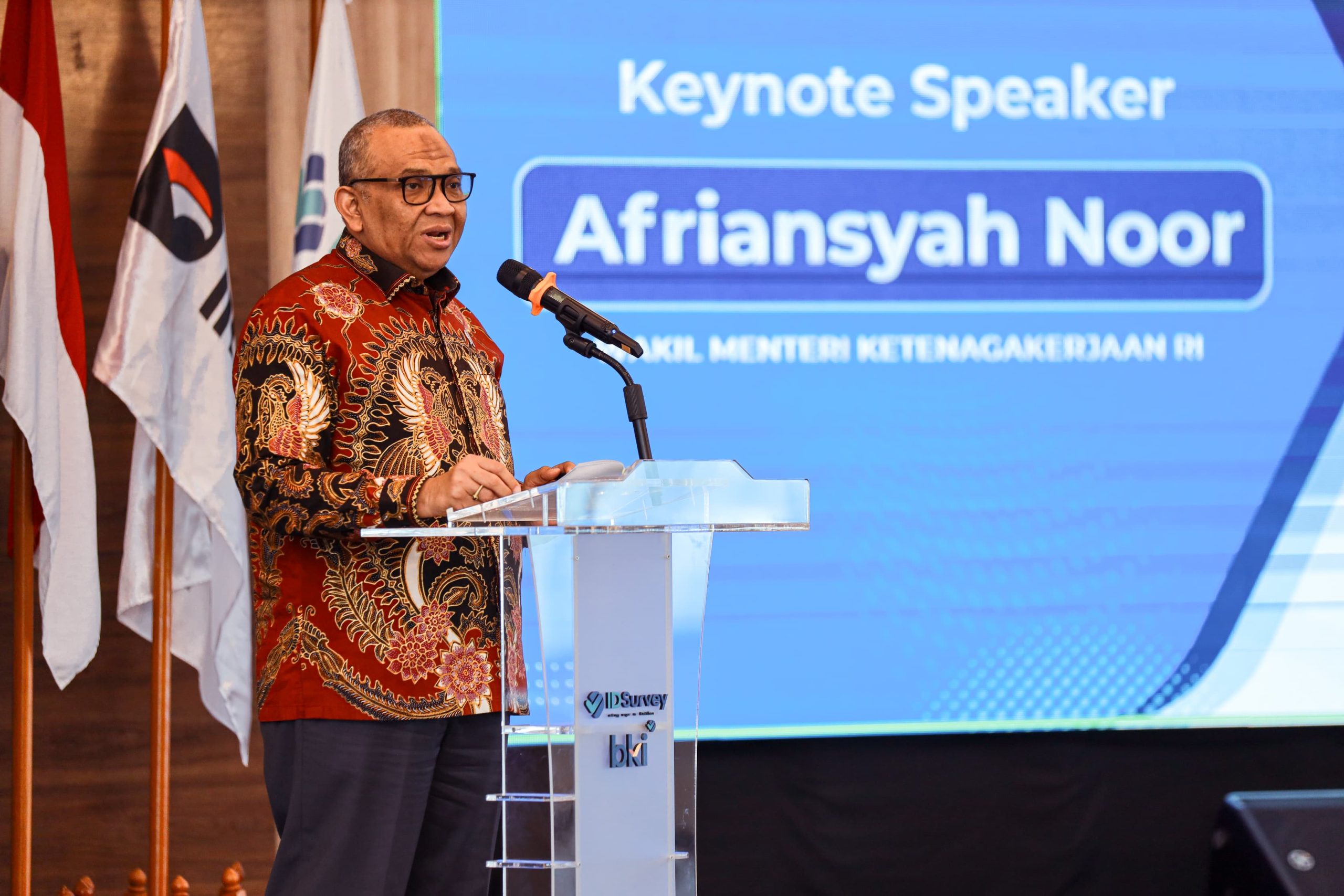 Wamenaker: Audit K3 Tak Boleh Ditawar, Ini Soal Nyawa dan Nasib Usaha