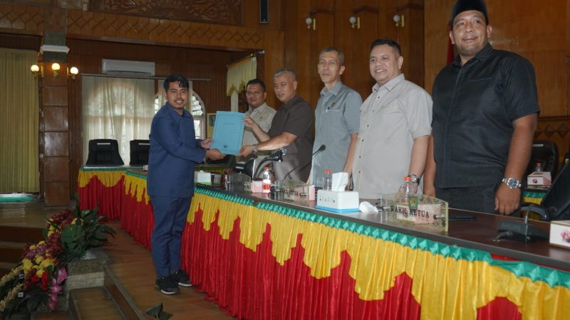 Rapat Paripurna DPRD Kabupaten Asahan Dalam Rangka Penyampaian LKPJ Bupati Asahan Tahun 2025