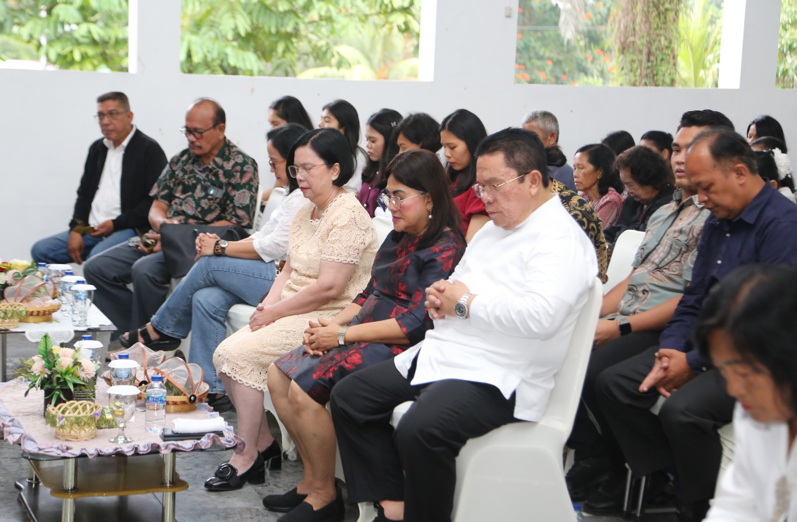 Wali Kota dan Ketua TP PKK Pematangsiantar Menghadiri Perayaan Hari Raya Paskah di Gereja Pentakosta Indonesia bagian Barat Maranatha