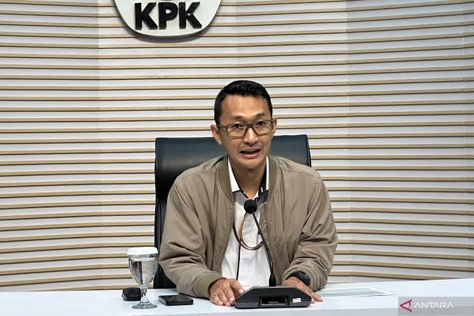 Terkait Aliran Dana Ke Plt Kadis PUPR Madina, JPU KPK Analisis Fakta Persidangan Korupsi Pembangunan Jalan Di Tabagsel