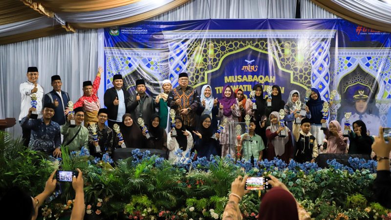 Wali Kota Wesly Silalahi Diwakili Asisten Administrasi Umum Setdako Tutup MTQN Tingkat Kecamatan Siantar Barat