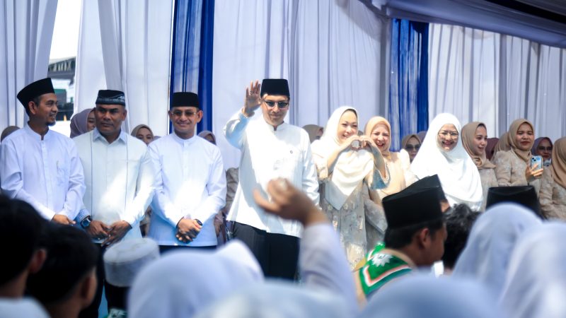 Rico Waas Lepas Ribuan Kafilah, Kemeriahan Pawai Ta’aruf Tandai Dimulainya MTQ ke-59 Kota Medan