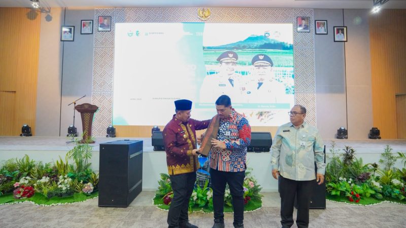 Bupati Baharuddin Siagian Tekankan Penguatan Sektor Pertanian dan Investasi pada RAKORTEKRENBANG Provsu 2026