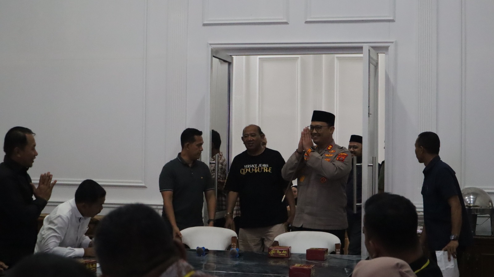 Kasus Saling Lapor Berakhir Damai Lewat Musyawarah Bersama Forkopimda