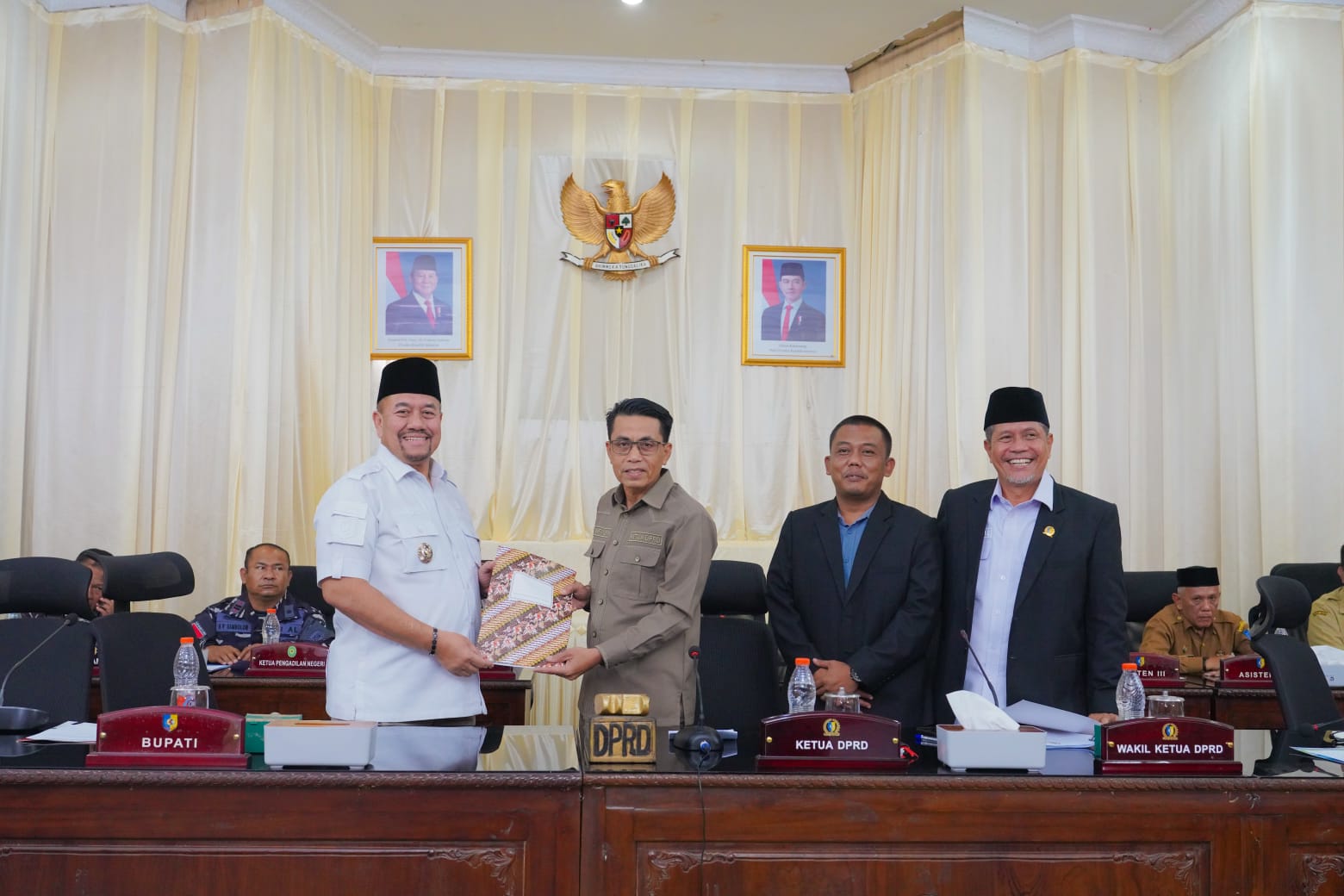 Bupati Baharuddin Siagian Hadiri Rapat Paripurna DPRD, Sampaikan LKPJ 2025 dan Nota Ranperda