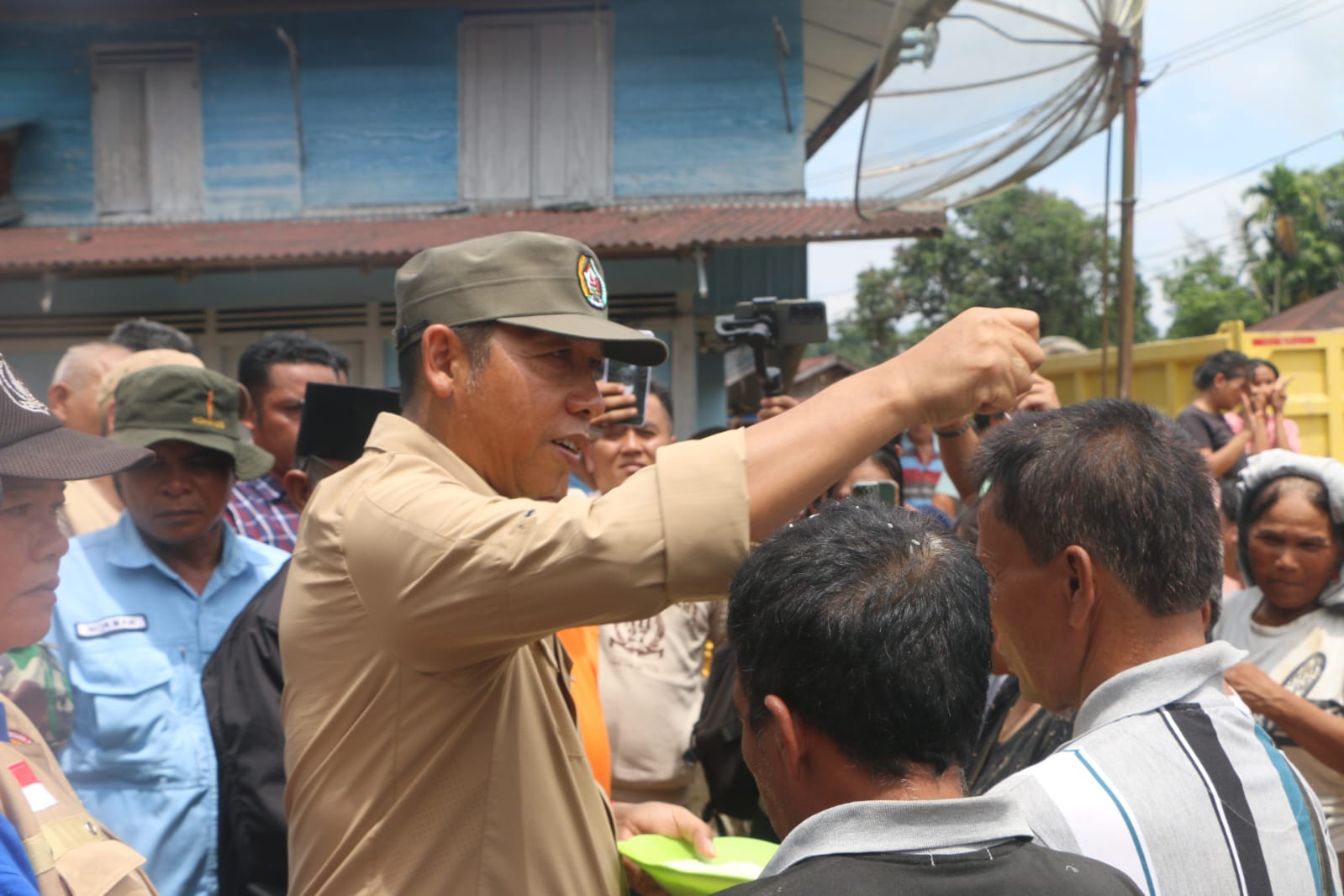 Bupati Taput Tinjau Lokasi Bencana di Simangumban: Instruksikan Gerak Cepat dan Pastikan Bantuan Logistik Tersalurkan