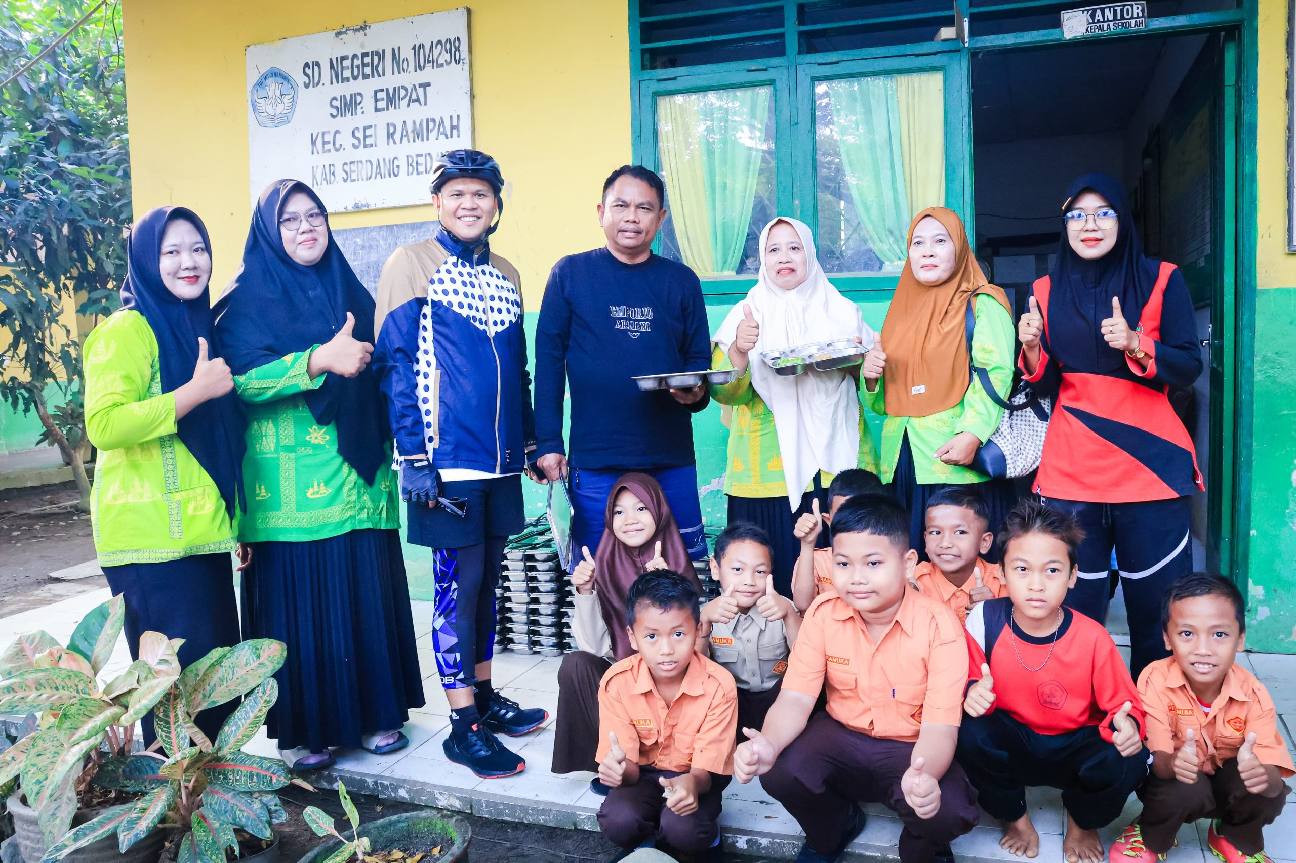 Bupati dan Wabup Sergai Tinjau Program MBG di SDN 104298 Simpang Empat