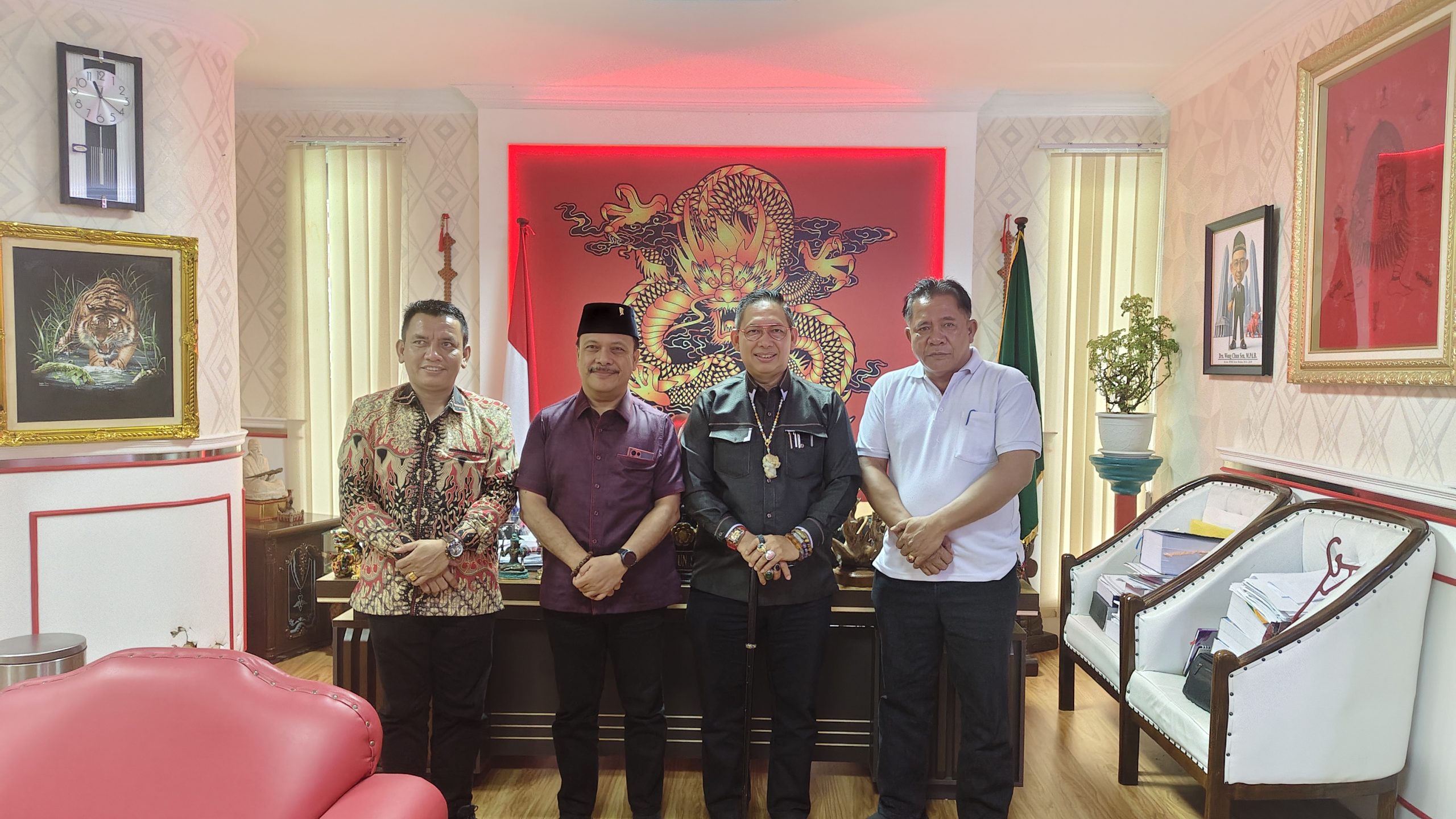 Ketua DPRD Medan Terima Kunjungan DPRD Kota Batam Bahas Program Legislasi dan Wawasan Kebangsaan