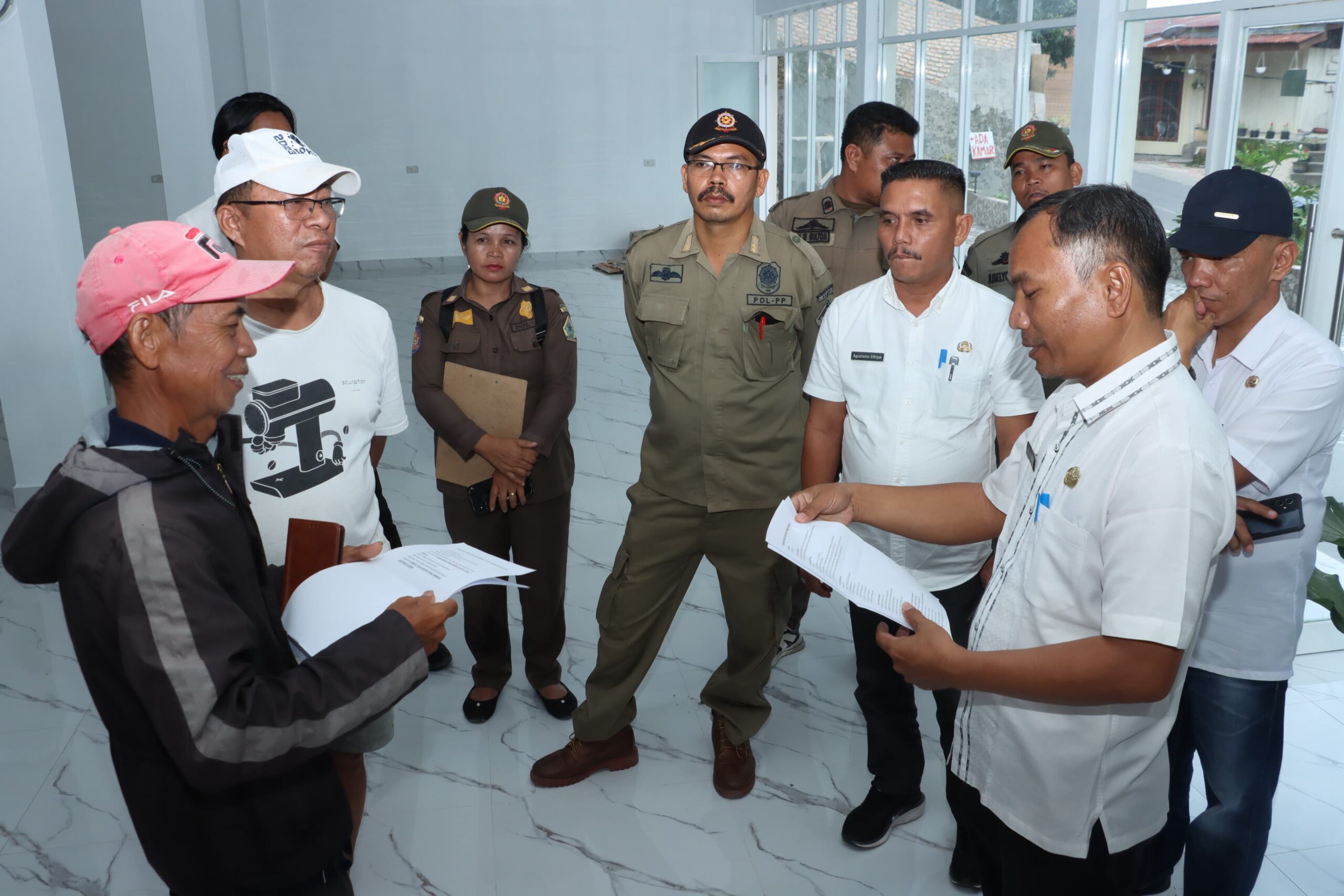 Penegakan Regulasi di Kawasan Wisata, Pemkab Samosir Tertibkan Wilona Villa yang Belum Mengantongi Izin