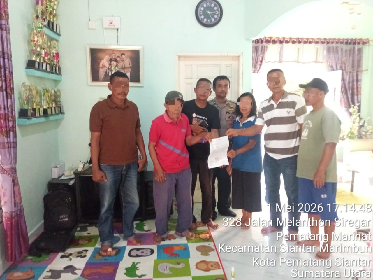 Dua Lansia Saling Ancam Menggunakan Sajam, Polsek Siantar Marihat Selesaikan dengan Problem Solving