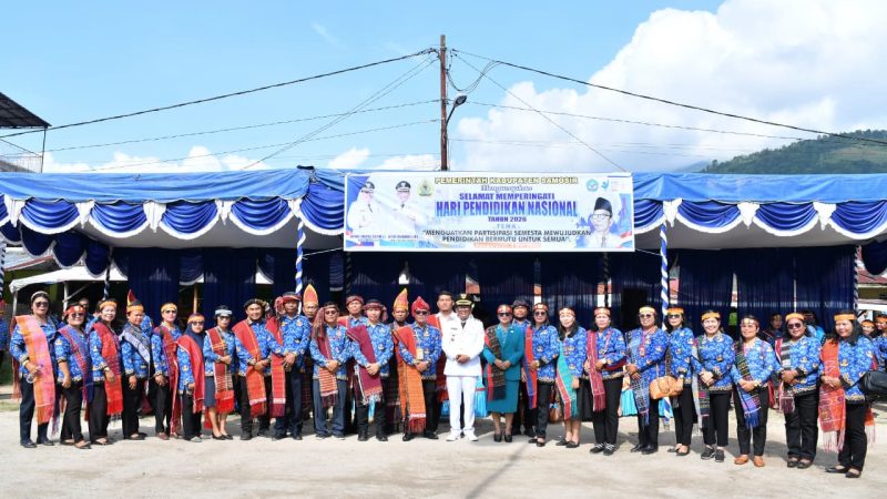 Hardiknas 2026 di Kabupaten Samosir, Wabup Pimpin Upacara dengan Nuansa Ulos yang Sarat Makna