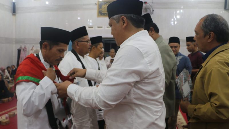 ‎Pemkab Tapanuli Utara Lepas Keberangkatan 7 Calon Haji, Harapkan Kembali Tetap Sehat  ‎