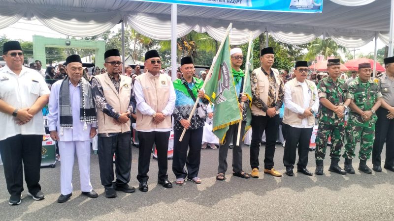 Pemkab Simalungun Resmi Berangkatkan Jamaah Calon Haji Tahun 2026 Menuju Tanah Suci