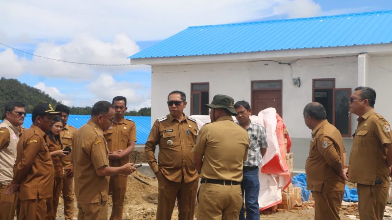 Komitmen Hunian Layak: Bupati JTP Hutabarat Tinjau Huntap dan Huntara di Kecamatan Adian Koting