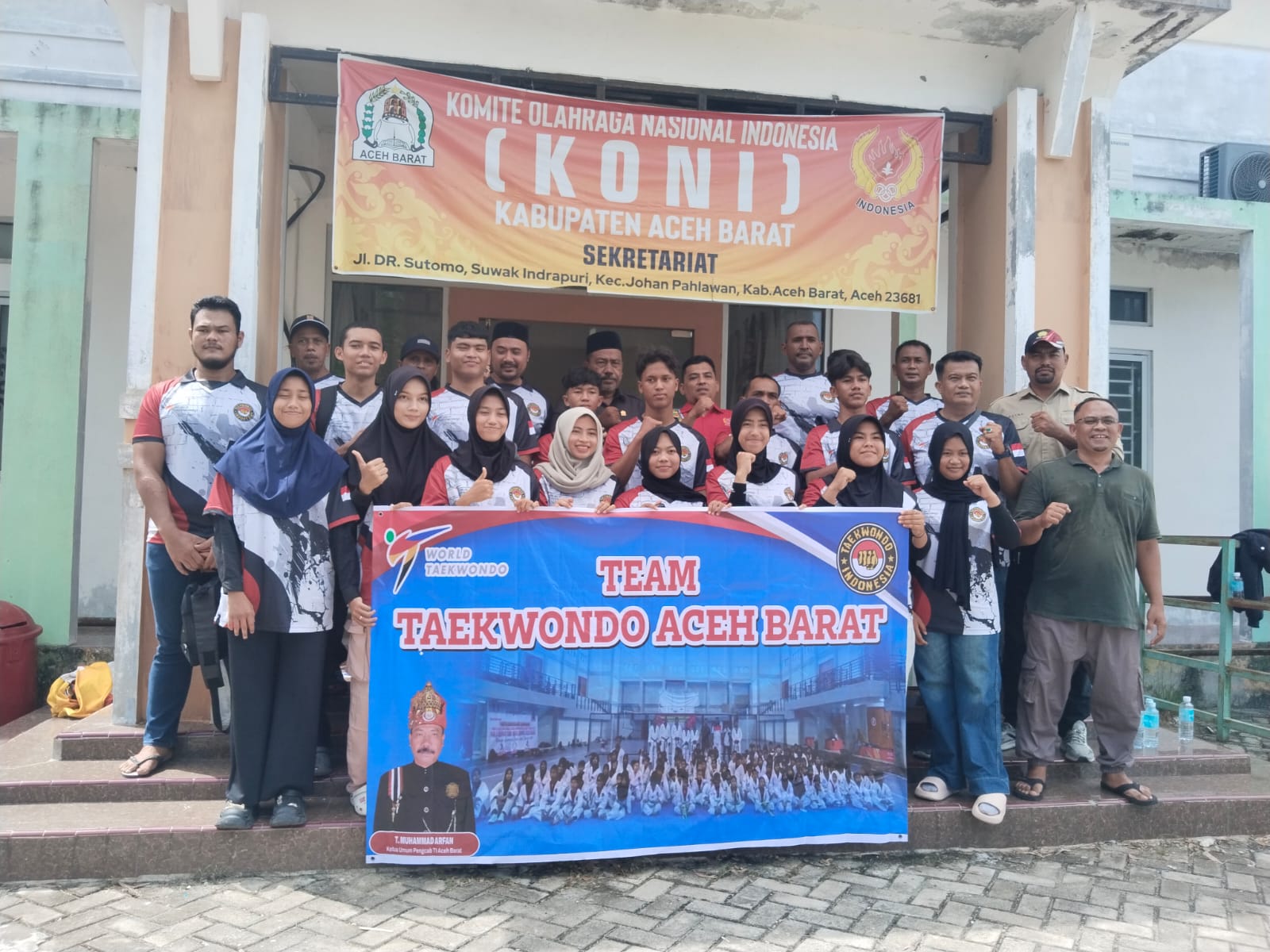 KONI Aceh Barat Lepaskan 15 Atlet Berprestasi ke Ajang PraPORA di Sigli