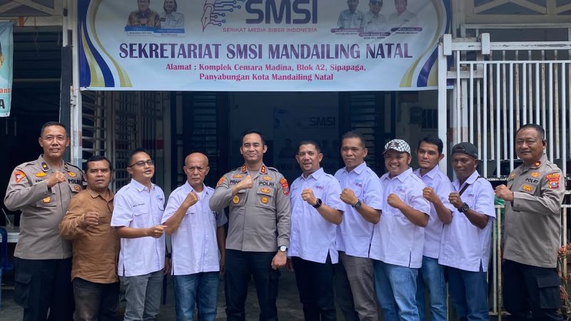 Silaturahmi, Kapolres Kunjungi Kantor SMSI Madina