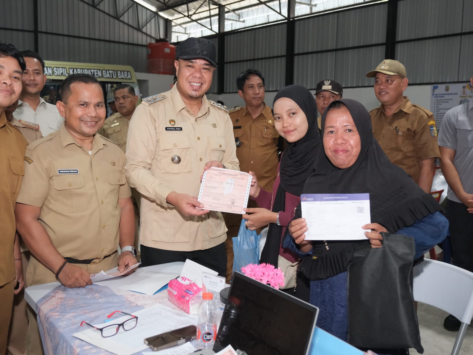 Pastikan Pelayanan Publik Hadir hingga ke Desa, Wabup Syafrizal Tinjau Langsung Pelaksanaan Program Berlayar