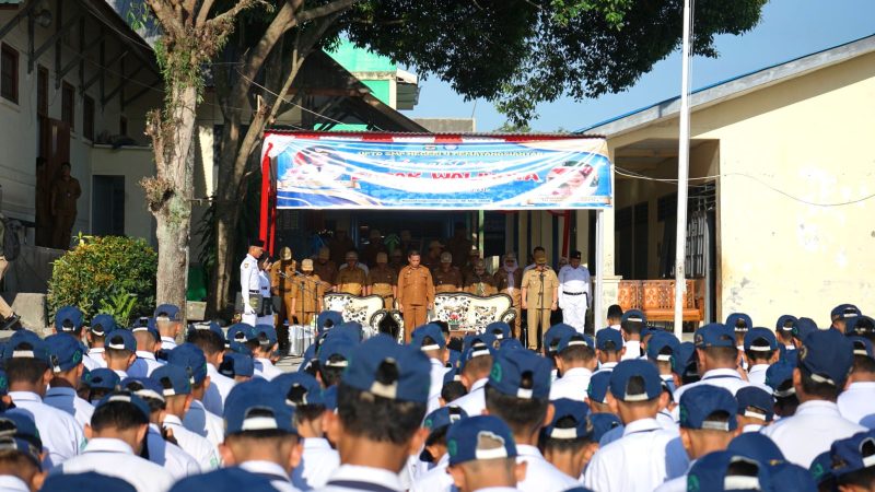 Wali Kota Wesly Silalahi SH MKn Jadi Pembina Upacara di UPTD SMP Negeri 4 Pematangsiantar