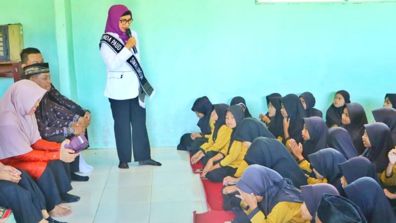 Bunda PAUD Simalungun Beri Motivasi Pendidikan Karakter Sejak Dini di MIS dan RA Ar-Rahman Panei