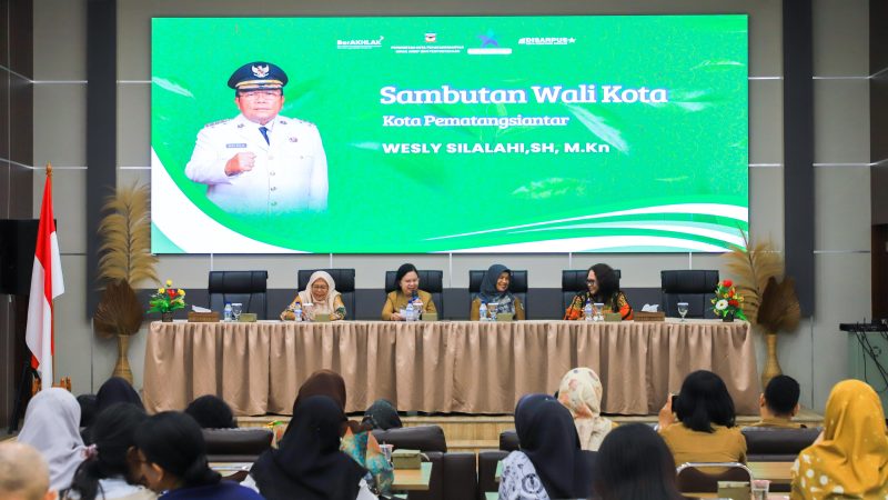 Wali Kota Pematangsiantar Diwakili Staf Ahli Bidang Pemerintahan Buka Sosialisasi dan Advokasi Akreditasi Perpustakaan Tahun 2026