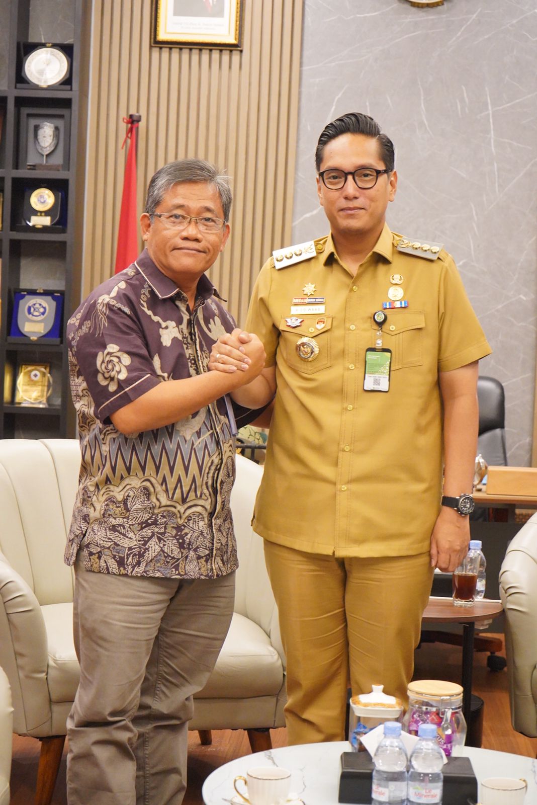 Ahli Hukum Dr. Henry Sinaga, SH, SpN, MKn dan Pengurus Forum Petisah Bersatu (FPB) Audiensi dengan Wali Kota Medan