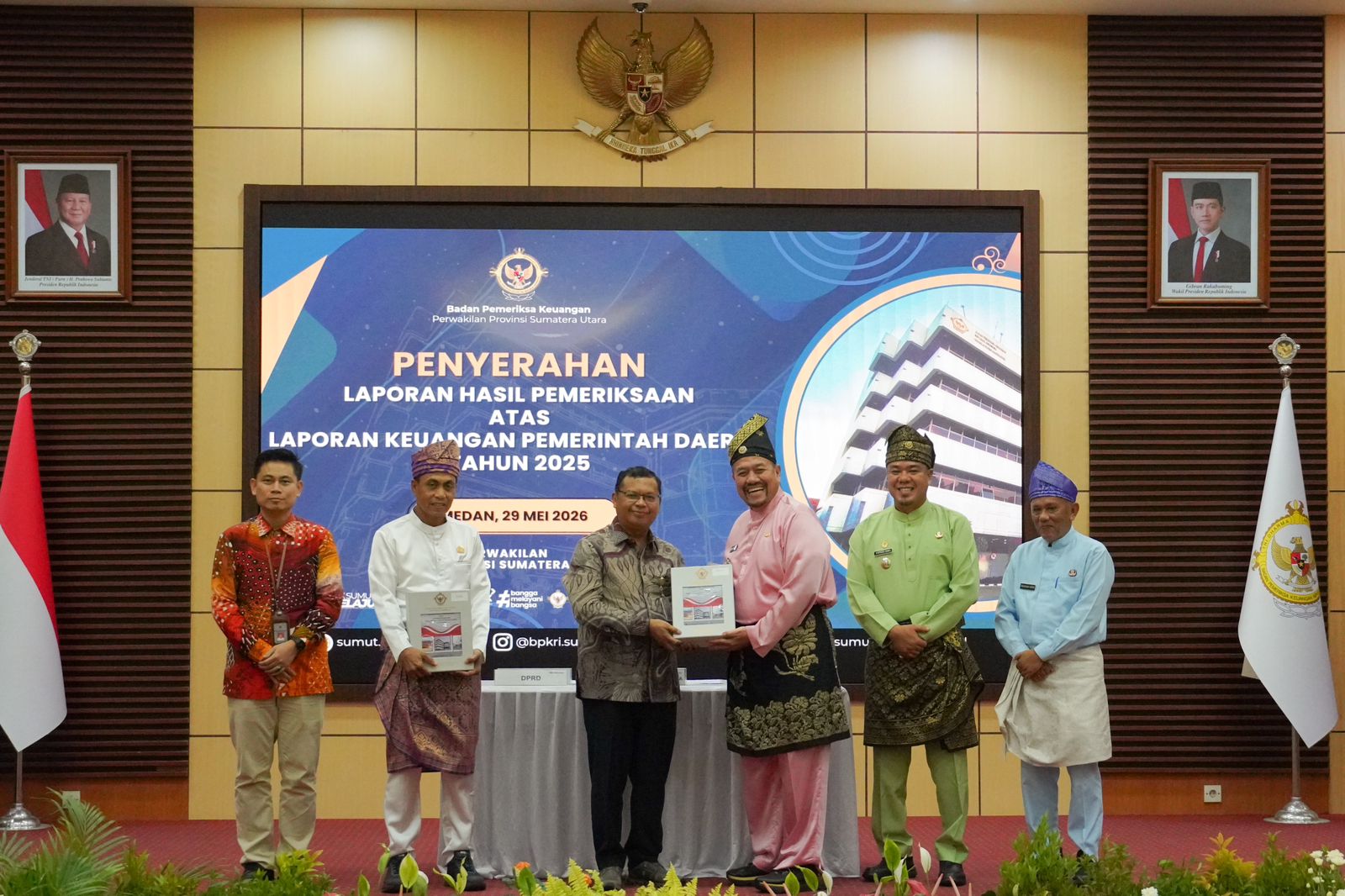 Bupati Baharuddin Siagian Terima LHP dari BPK RI, Pemkab Batu Bara Raih Opini WTP