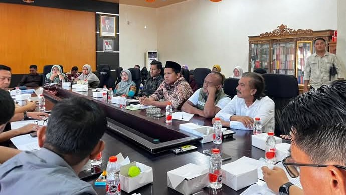 DPRD Batu Bara Gelar RDP, Desak Pemkab Bayarkan Gaji PPPK