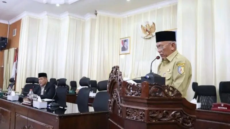 Rapat Paripurna Jawaban Bupati Terhadap Terhadap Pandangan Umum Fraksi Atas Raperda Perubahan
