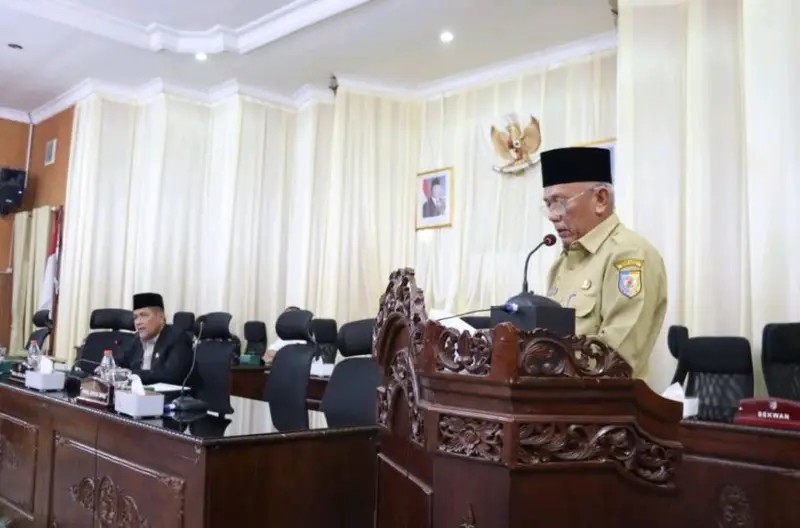Rapat Paripurna Jawaban Bupati Terhadap Terhadap Pandangan Umum Fraksi Atas Raperda Perubahan