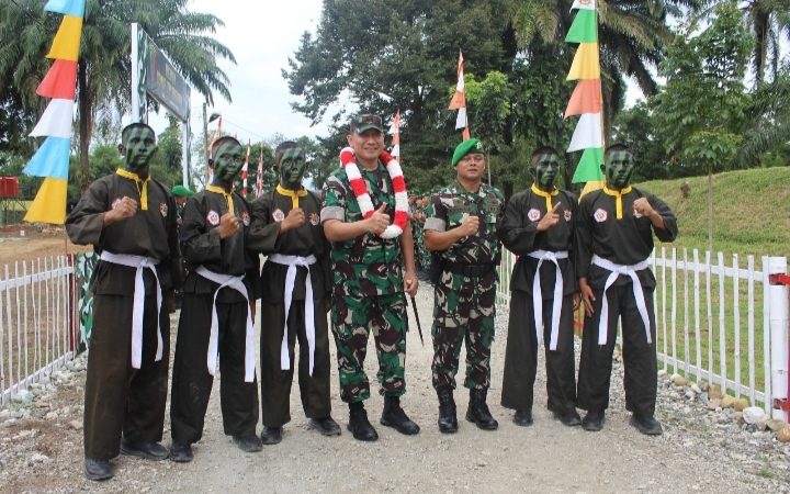 Danyonif TP 956/SBA Mayor Inf Birawa Anoraga, S.I.P.,M.I.P Sambut Kunjungan Pangdam I/BB Mayjen TNI Hendy Antariksa