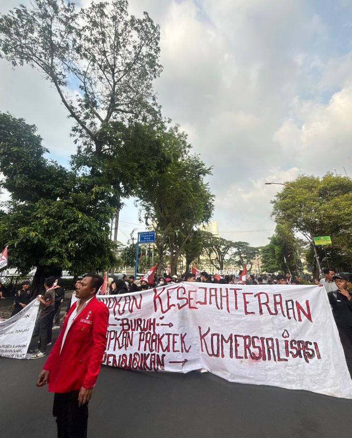 GMNI Sumut Gelar Aksi May Day di DPRD Sumut, Soroti Perburuhan dan MBG hingga Pendidikan