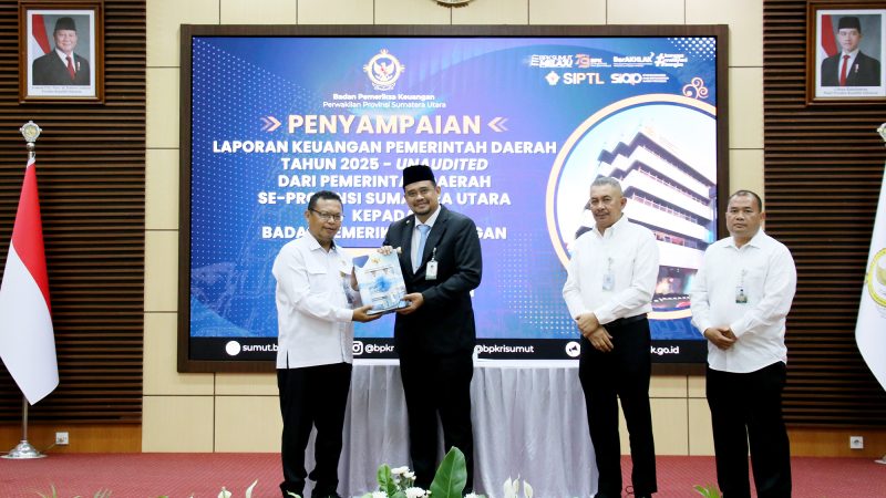 Gubernur Bobby Nasution Serahkan LKPD TA 2025 ke BPK Sumut
