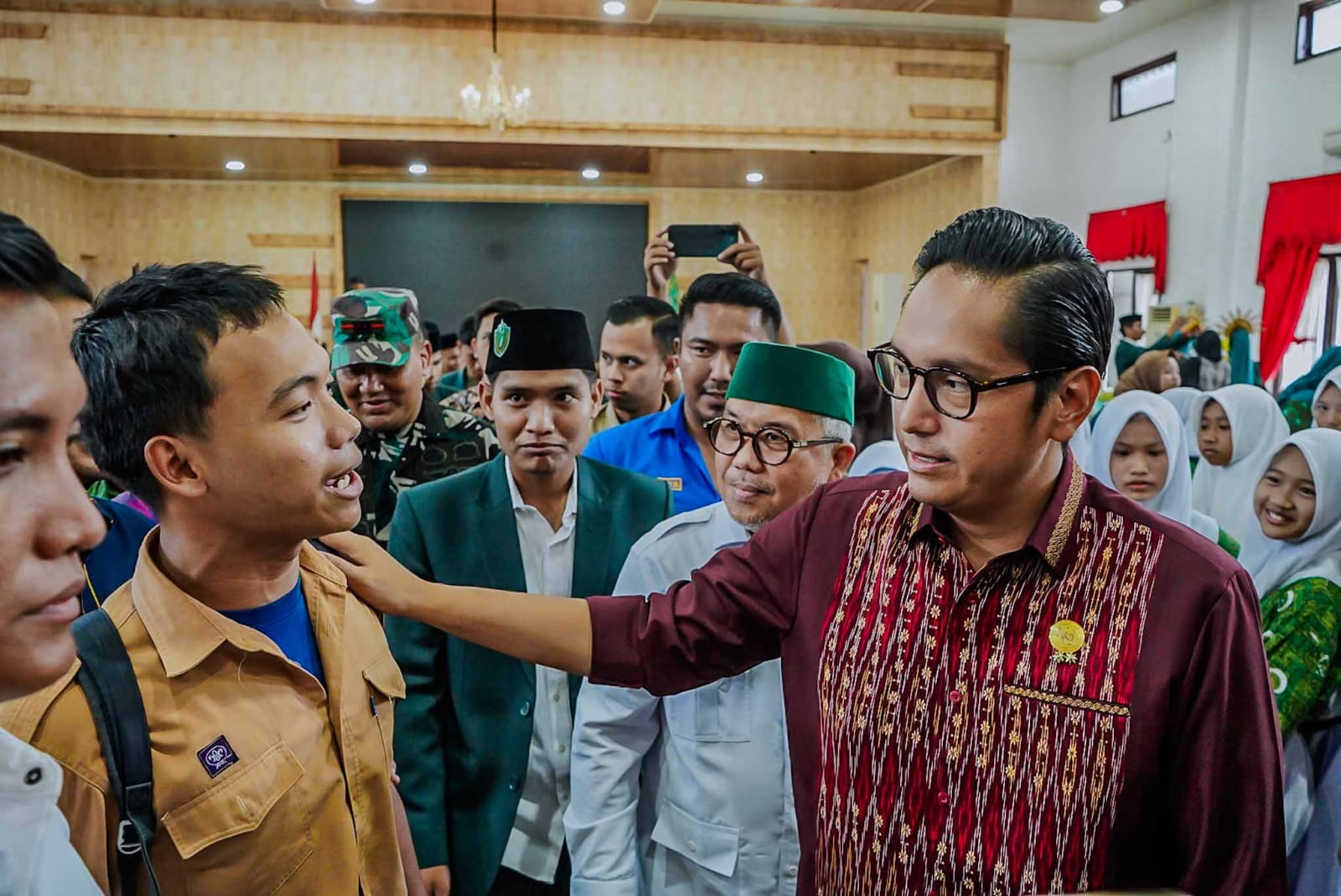 Rico Waas Ajak Pelajar IPA Kota Medan Kompak Tolak Judi Online