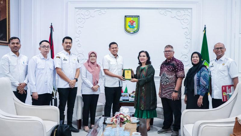 Terima Audiensi Sekolah Pascasarjana USU, Wabup Adlin Dorong ASN Sergai Tingkatkan Pendidikan