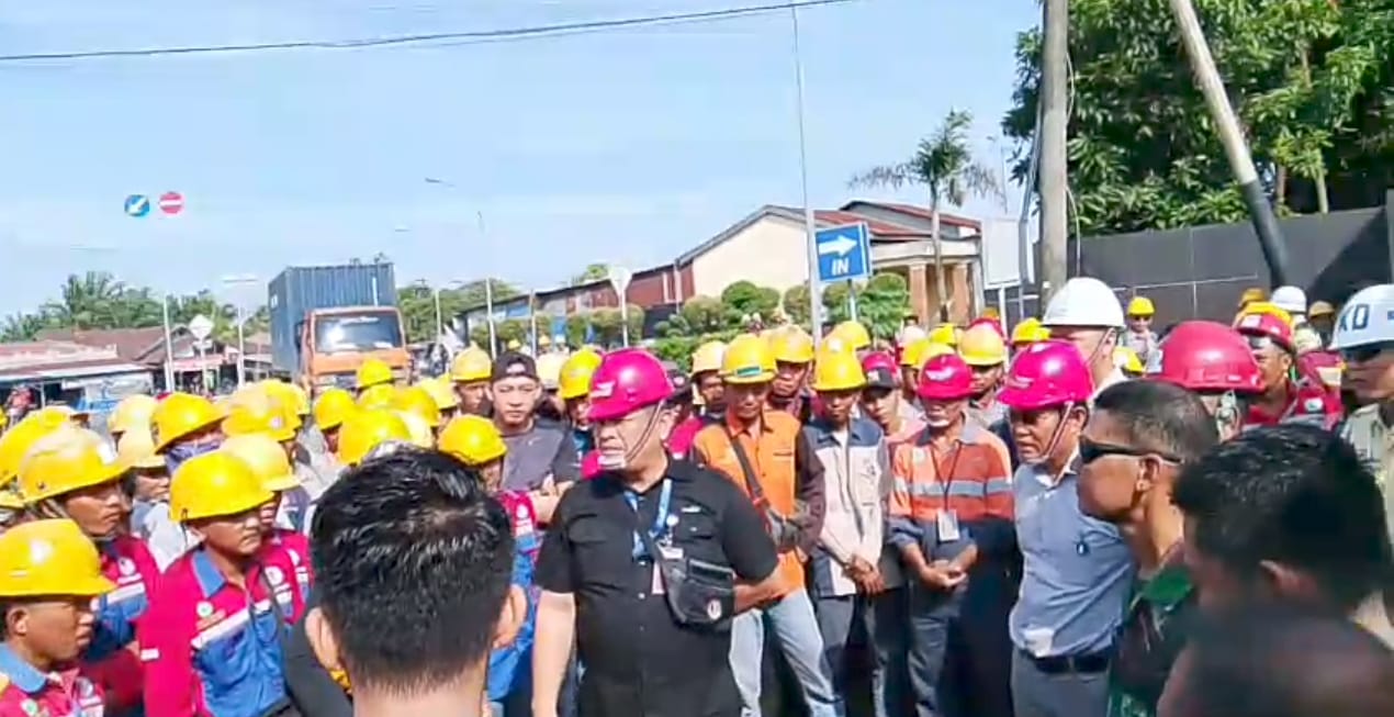 Kontraktor Lokal Pertanyakan Aturan Baru PT MNA, Aksi Mogok Pecah di Kuala Tanjung