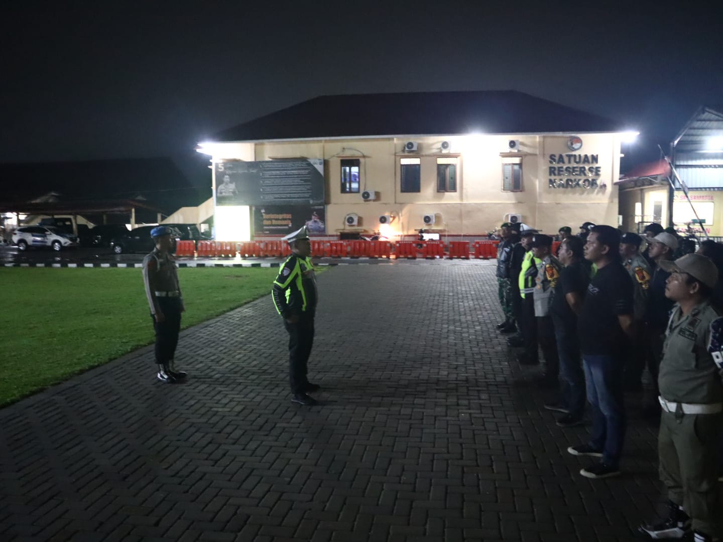 Polres Labuhanbatu Bersama TNI dan Satpol PP Gelar Patroli Gabungan, Ciptakan Kamtibmas Kondusif di Malam Hari