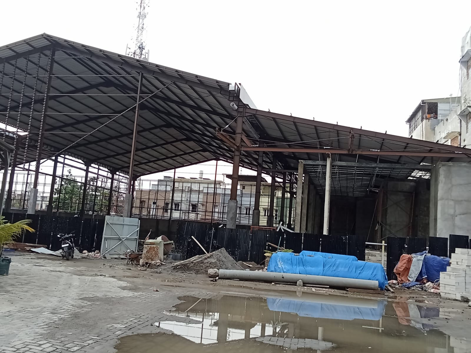 Komisi IV DPRD Medan Desak Satpol PP Segera Segel Bangunan Fadel di Jalan William Iskandar