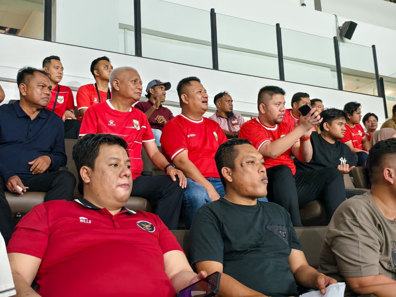 Gubsu Bobby Nasution Nonton Bareng Timnas Indonesia vs Myanmar, Ribuan Warga Antusias