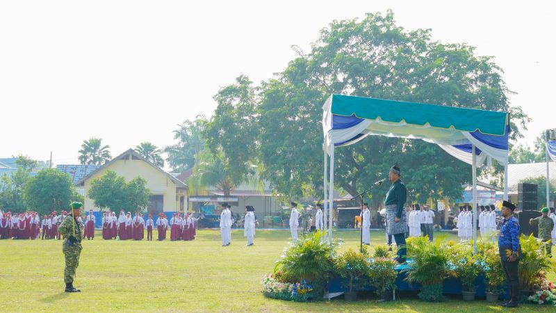 Bupati Baharuddin Siagian Pimpin Upacara Peringatan Hari Lahir Pancasila 2026, Bagikan 1.000 Bendera Merah Putih
