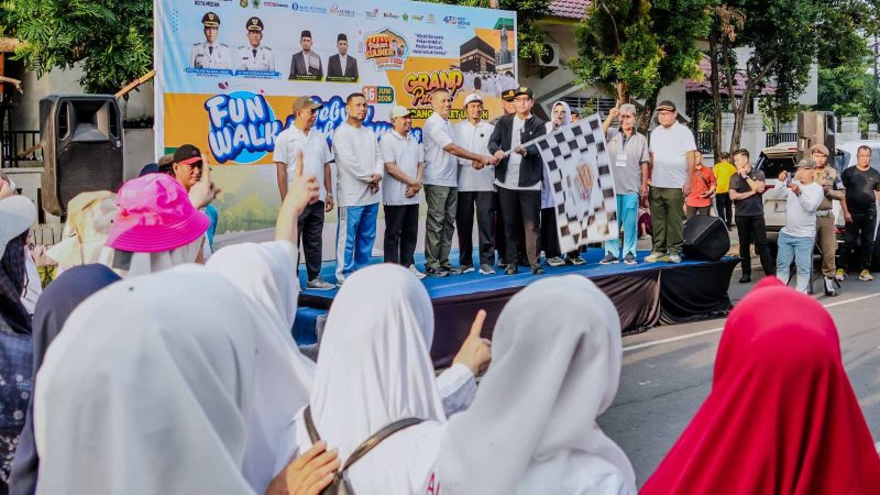 Rico Waas Lepas Peserta Fun Walk MUI Medan, Semarakkan Pekan KHAS 2026