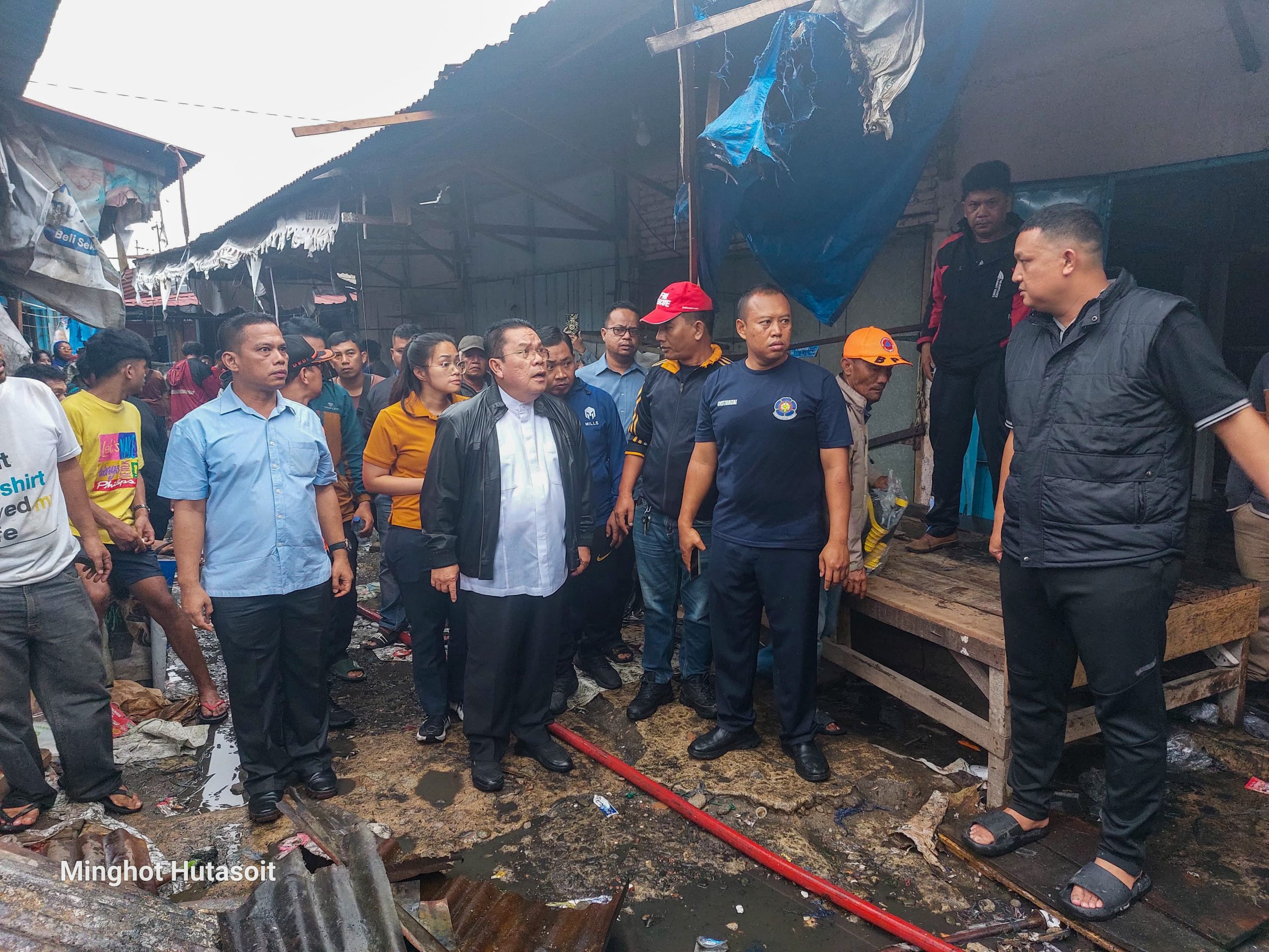 Wali Kota Wesly Silalahi Tinjau Langsung Lokasi Kebakaran Pasar Dwikora Pematangsiantar